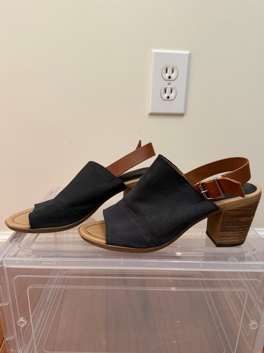 Italian Open-Toe Slingback Block Heel Sandals